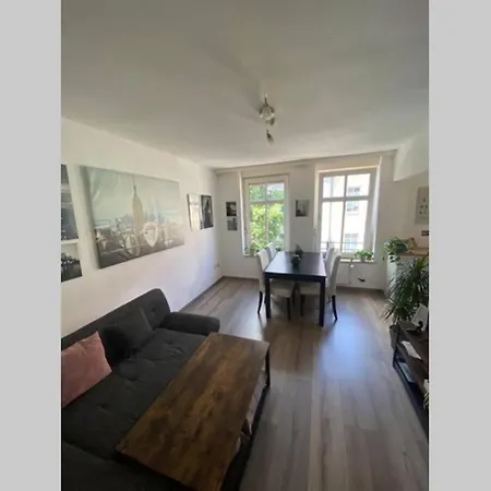 Zentrale Wohnung In Dortmunds Schoenem Westen